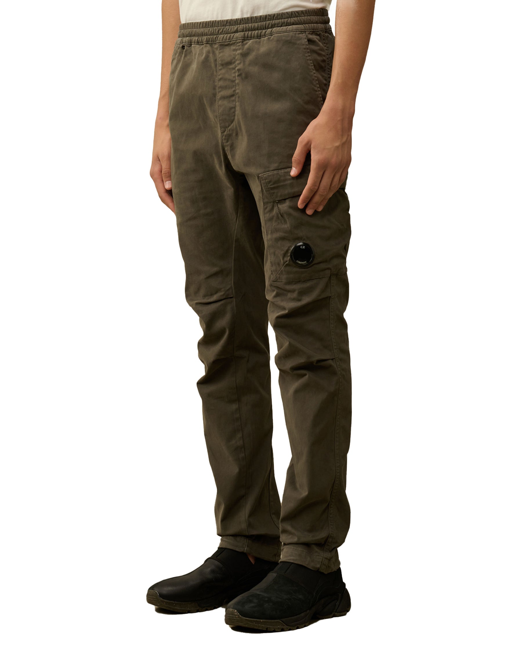 CP Company Stretch Sateen Ergonomic Lens Single Cargo Pants Grape Leaf