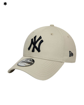 Cappello New Era 9FORTY New York Yankees League Essential Beige